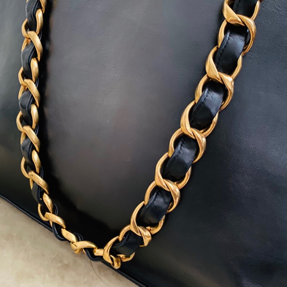 💓Sold💓Chain Large Shoulder Tote Bag Black - Picture 5 of 16